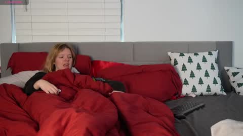 Snapshot of ramichick chatting on 12.21.24 Rami online show from 12.21.24