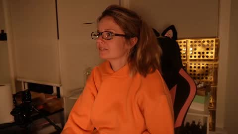 Snapshot of ramichick chatting on 02.26.25 Rami online show from 02.26.25