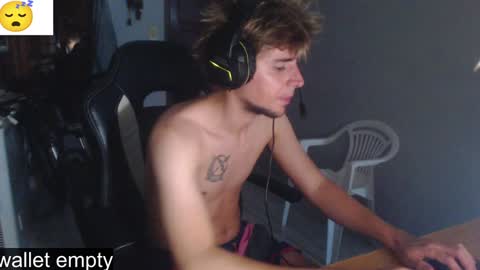 Snapshot of ramisexyloveyou chatting on 02.02.25 Ramiro online show from 02.02.25