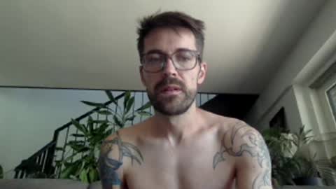 Snapshot of ramler0815 chatting on 05.29.26 ramler0815 online show from 05.29.26