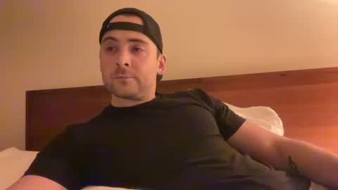 Snapshot of randomdude5950 chatting on 12.18.24 randomdude5950 online show from 12.18.24