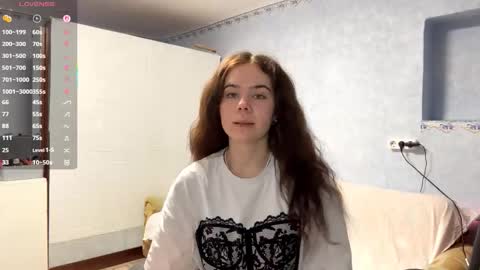 Lia online show from 11.28.25