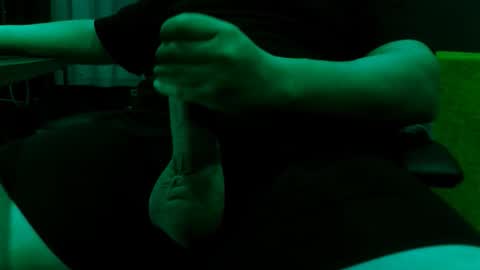 Snapshot of rapaces49 chatting on 10.28.25 Raptor online show from 10.28.25