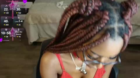 Raquel online show from 02.16.25