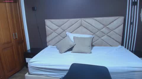 Raquel online show from 11.11.25