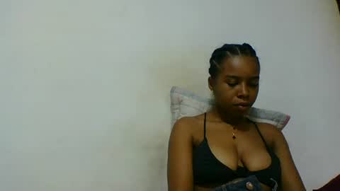 Snapshot of rasoelysca chatting on 12.14.25 rasoelysca online show from 12.14.25