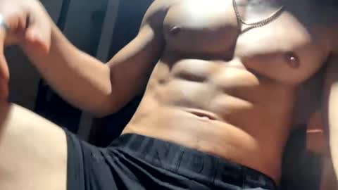 Snapshot of ravelover_ chatting on 11.18.25 Ace Rave online show from 11.18.25