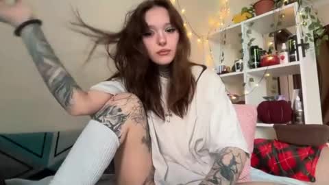 Snapshot of raven_armor chatting on 07.28.26 raven_armor online show from 07.28.26