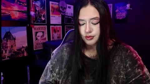 Snapshot of raven_darkk chatting on 01.15.26 Raven online show from 01.15.26