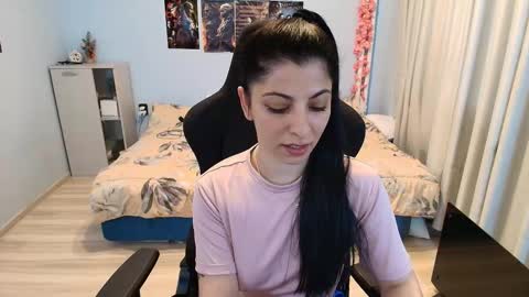 raven_haired_goddess online show from 03.18.26