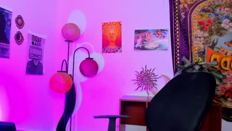 raven  online show from 04.01.26