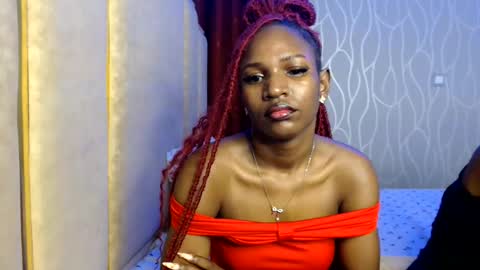 Snapshot of raven_luxe chatting on 06.03.26 Raven online show from 06.03.26