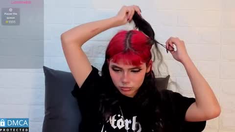 raven_rox_ online show from 01.10.26