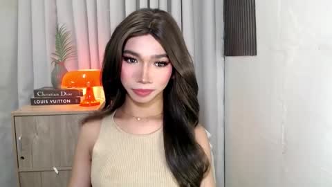 ravennaxx online show from 10.27.25