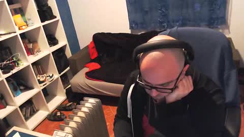 ravingr3d3 online show from 02.20.25