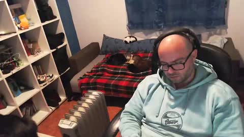 ravingr3d3 online show from 02.22.25