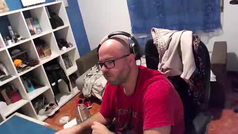 ravingr3d3 online show from 10.15.25