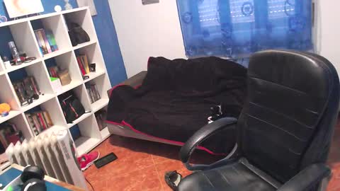 ravingr3d3 online show from 12.05.25