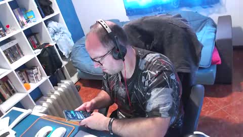 ravingr3d3 online show from 04.01.26