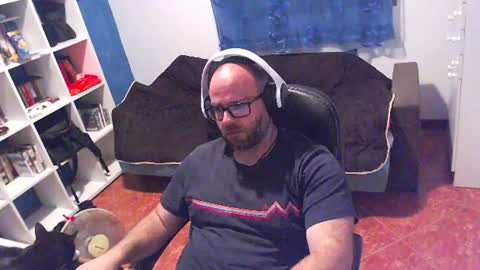Snapshot of ravingr3d3 chatting on 06.09.26 ravingr3d3 online show from 06.09.26