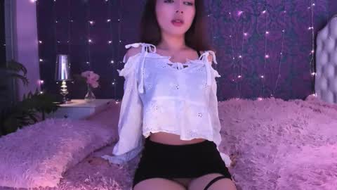 Snapshot of rawdare chatting on 09.20.25 Lillian online show from 09.20.25