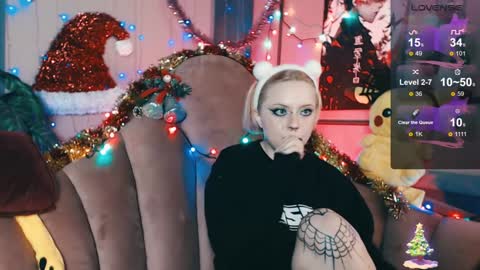 Snapshot of ray__taylor chatting on 01.13.25 Ray online show from 01.13.25