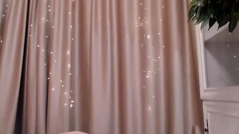 Ray online show from 09.23.25