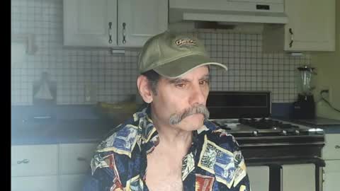 Snapshot of raylene4u2 chatting on 07.14.26 Ray online show from 07.14.26