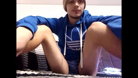 Snapshot of raymartino chatting on 12.13.25 RayMartino online show from 12.13.25