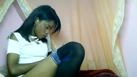 Snapshot of rayssah94 chatting on 10.30.25 rayssah94 online show from 10.30.25