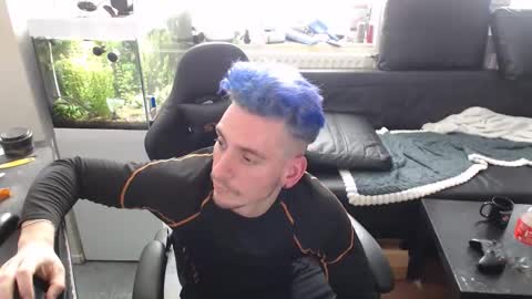 Rayzel online show from 01.10.26