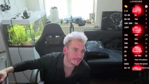 Rayzel online show from 03.18.26