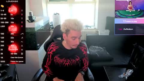 Rayzel online show from 06.25.26
