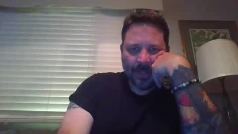 Snapshot of real_dilf1000 chatting on 10.12.25 Bear online show from 10.12.25