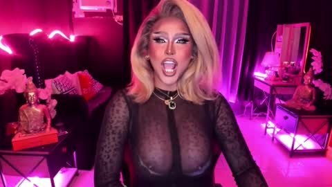 Snapshot of real_dom_phuta chatting on 11.03.25 Miss Katrina De Futah Goddess of HELL online show from 11.03.25