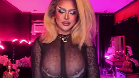 Snapshot of real_dom_phuta chatting on 11.12.25 Miss Katrina De Futah Goddess of HELL online show from 11.12.25