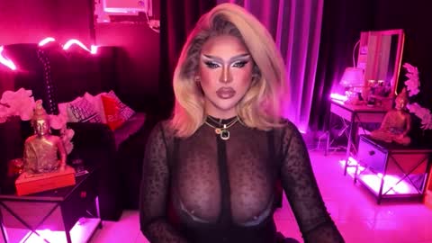 Snapshot of real_dom_phuta chatting on 11.17.25 Miss Katrina De Futah Goddess of HELL online show from 11.17.25