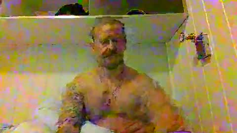 Snapshot of real_viking1 chatting on 09.30.25 real_viking1 online show from 09.30.25