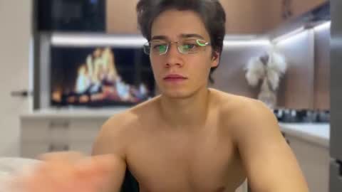 AliceEve online show from 02.27.25