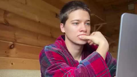 AliceEve online show from 09.13.25