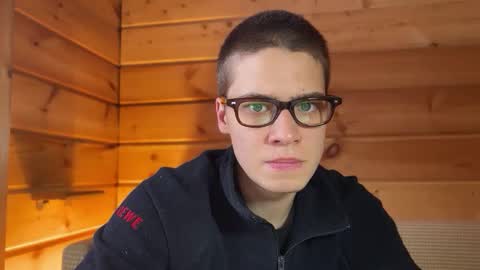 AliceEve online show from 12.15.25