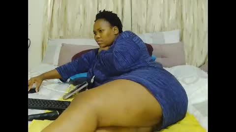 Snapshot of realsweetheart chatting on 05.25.26 REAL1SWEETHEART online show from 05.25.26