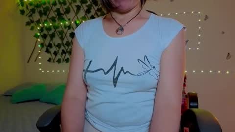 Snapshot of rebbeca09 chatting on 10.15.25 Rebbeca online show from 10.15.25