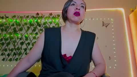 Rebbeca online show from 10.28.25