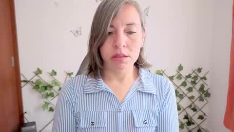 Rebbeca online show from 02.09.26