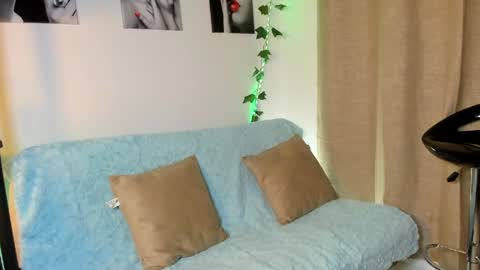 Rebeca Marchetti online show from 04.24.26