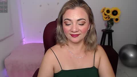 Snapshot of rebeca_milf chatting on 02.08.26 REBECA online show from 02.08.26