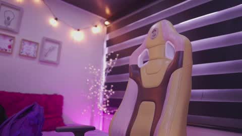 Rebeca  online show from 11.24.25