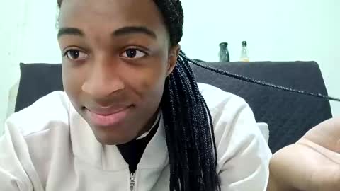 Snapshot of rebecca23278 chatting on 05.22.26 Tu mami Rebecca online show from 05.22.26