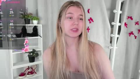 rebecca_____ online show from 02.25.25